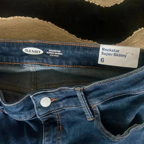 Old Navy Jeans - Picture 2 of 5